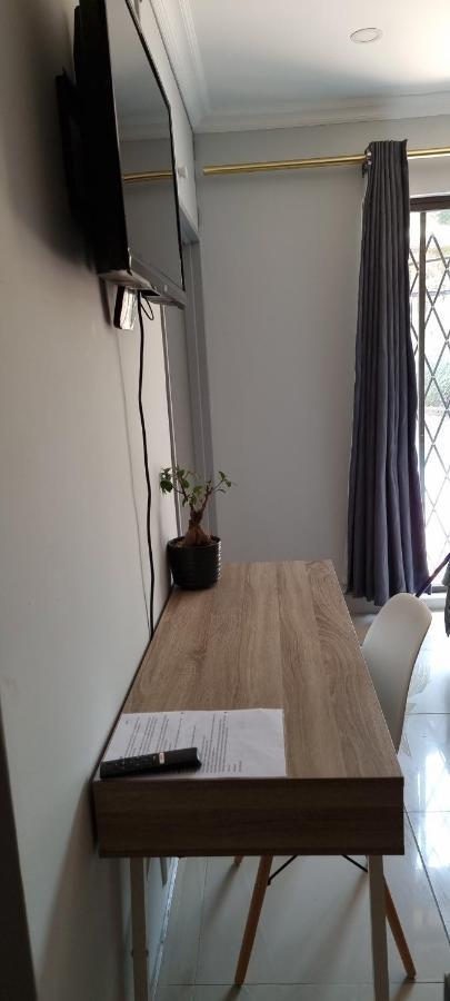 Atterbury Self Catering Studios Pretoria-Noord Eksteriør billede