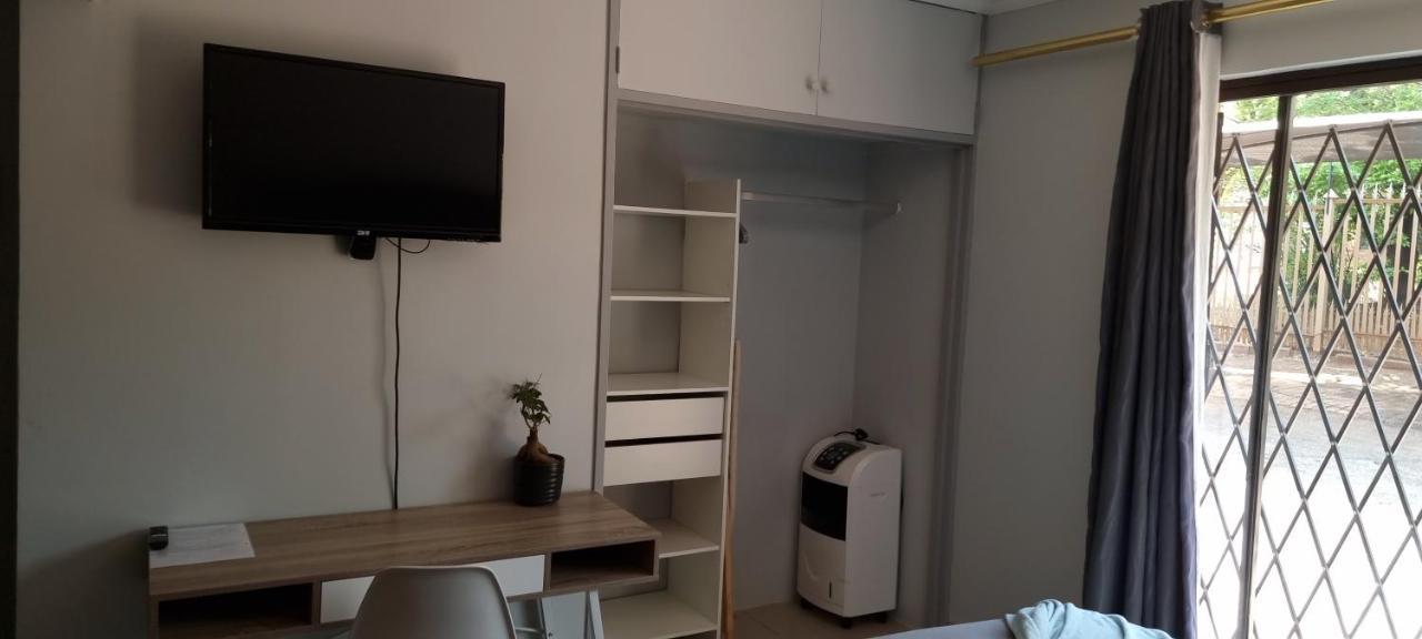 Atterbury Self Catering Studios Pretoria-Noord Eksteriør billede