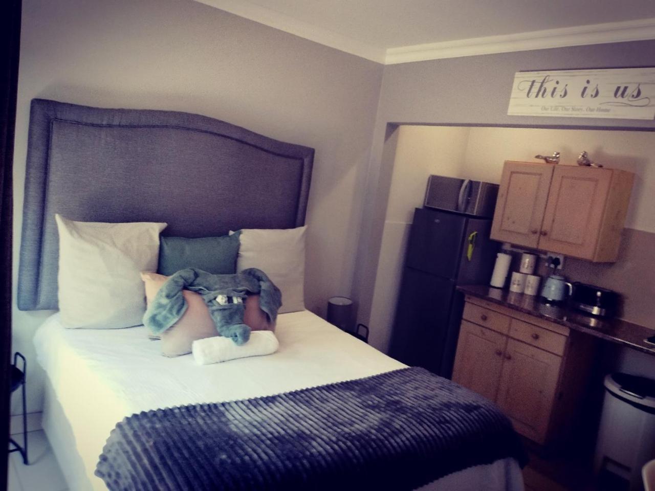 Atterbury Self Catering Studios Pretoria-Noord Eksteriør billede